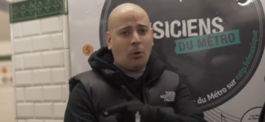 Booba, Sofiane et Orelsan imités par Eklips dans le métro !