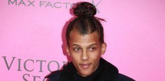Stromae enfin de retour avec un single de 10 minutes intitulé Défiler !