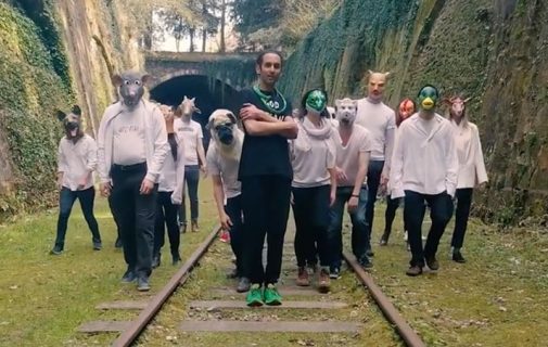 Orelsan : Des végans en colère font une reprise surprenante de Basique !