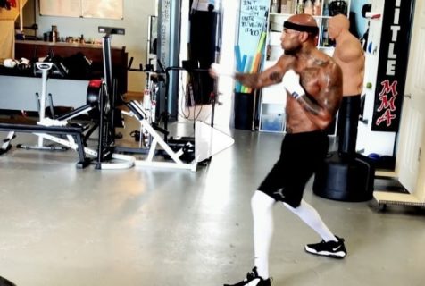Booba clashé pour ses jambes trop maigres, il récidive avec une nouvelle vidéo !
