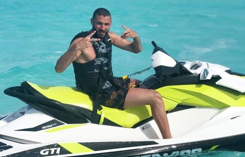 Karim Benzema : son tweet pendant le match des Bleus ! (Photo)