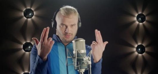 Jul a écrit 148 morceaux pour son nouvel album !