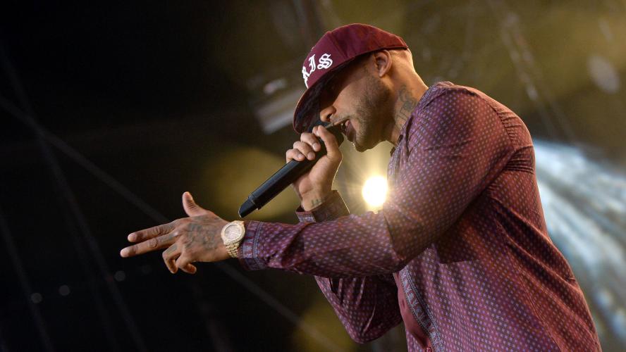 Booba lâche un inédit avec une vidéo de son fils Omar en pleure !