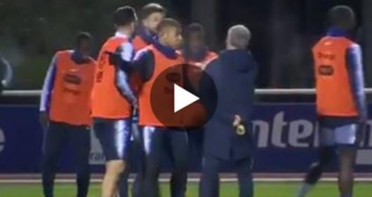 Mbappé, Deschamps, les Bleus s'embrouillent à l'entrainement pour savoir qui a gagné !