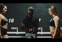Kaaris dans l’octogone avec le clip « Aieaieouille » avant le combat face à Booba