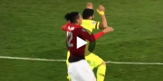 Suarez : sa dernière simulation grotesque rend fou les fans de Manchester United !