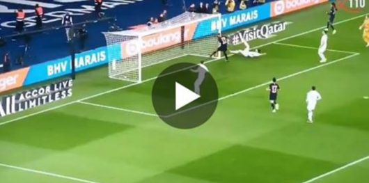 Choupo-Moting fait le sauvetage involontaire le plus dingue de l’histoire !
