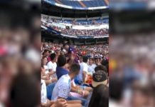 Un fan du FC Barcelone s’incruste au milieu des fans du Real à la présentation d’Hazard !