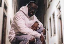 Maitre Gims poste un cliché de sa jeunesse sans ses fameuses lunettes !