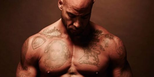 Booba s'amuse de l'emprisonnement de Rohff pour clasher violemment Kaaris !