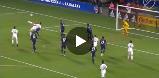 Zlatan Ibrahimovic marque un retourné acrobatique de folie en MLS, un nouveau but monumental !