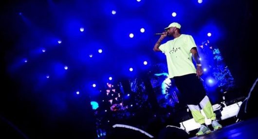 Booba déclare la guerre à Damso avec le très énervé Freestyle Pirate !