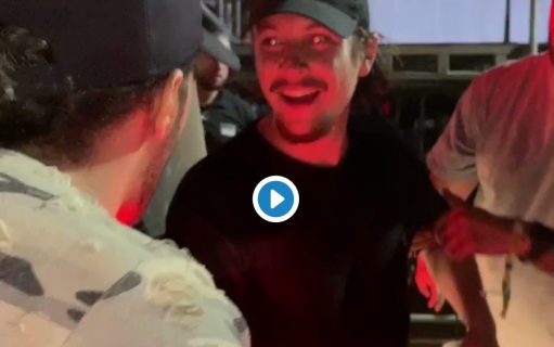 Nekfeu : un inconnu balance un incroyable freestyle à son concert, sa réaction est magique !
