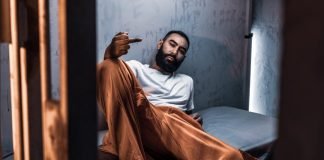 La Fouine détruit 6ix9ine et revient en force avec le clip « Colorés »