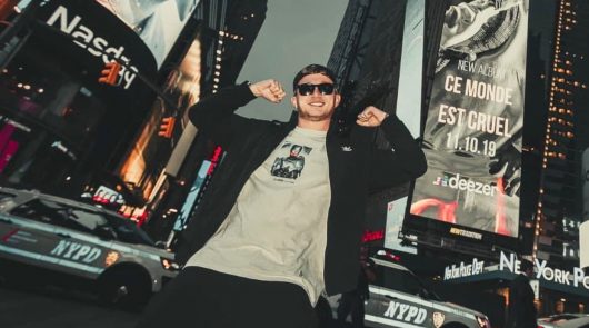 Vald : les chiffres des ventes de Ce Monde Est Cruel sont tombés, c’est phénoménal !!