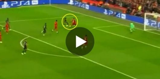 Van Dijk se fait détruire par Hwang Hee-chan qui marque un superbe but !