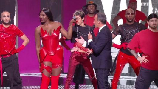 Aya Nakamura :Nikos Aliagas se confie sur leur nouvelle relation après les NRJ Music Awards