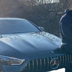 Kaaris présente son nouveau bolide et ses bijoux très bling-bling pour annoncer son nouvel album