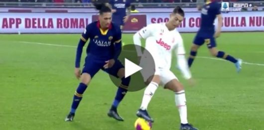 Cristiano Ronaldo : son dribble absolument dingue sur Chris Smalling (Vidéo)