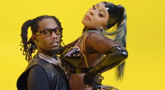 Offset devient dingue et frappe un individu qui a arrosé Cardi B de champagne