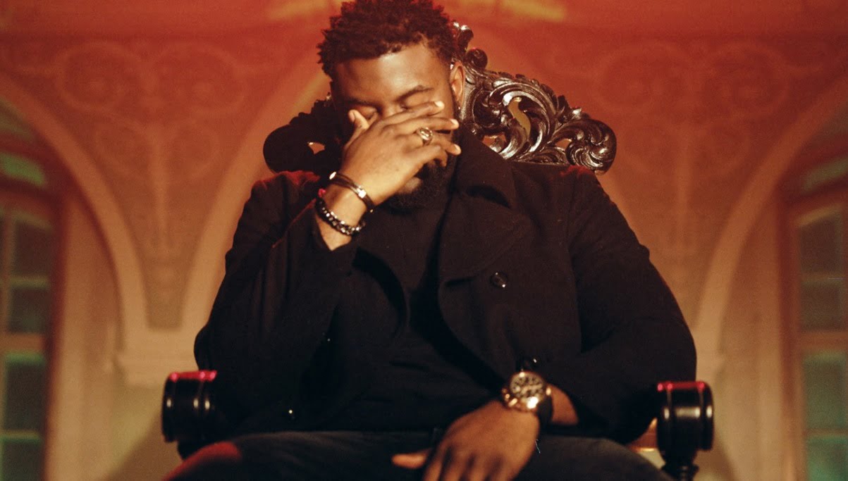 Damso dévoile Vie, un inédit surprise en hommage à sa tante, décédée du Coronavirus