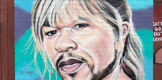 50 Cent caricaturé par un street-artiste, il ne supporte pas d’être moqué et l’insulte violemment
