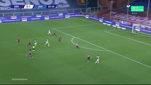 Cristiano Ronaldo : son superbe but face au Genoa sur une puissante frappe pleine lucarne