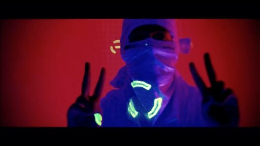Népal : le clip du titre inédit Dans le fond dévoilé