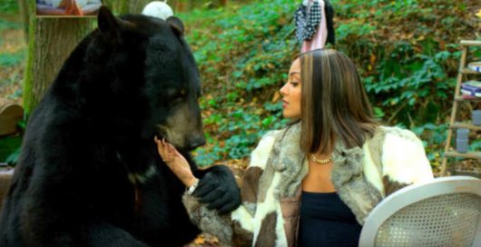Wejdene fait polémique pour avoir utilisé un ours dans le clip 16, PETA réagit !