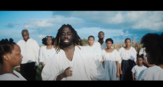 Fababy défend la cause noire dans le clip La Révolte
