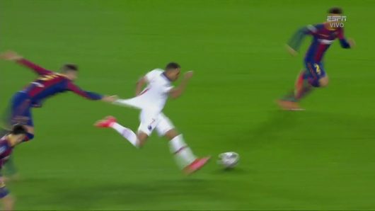 Le PSG humilie le Barca avec un triplé de Mbappé [Résumé vidéo et buts]