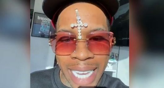 Tory Lanez se moque de Lil Uzi Vert avec une croix à 87 milliards au visage