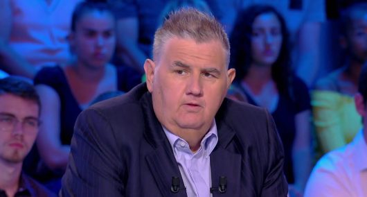 Accusé d'agressions sexuelles, Pierre Ménès se défend dans TPMP :