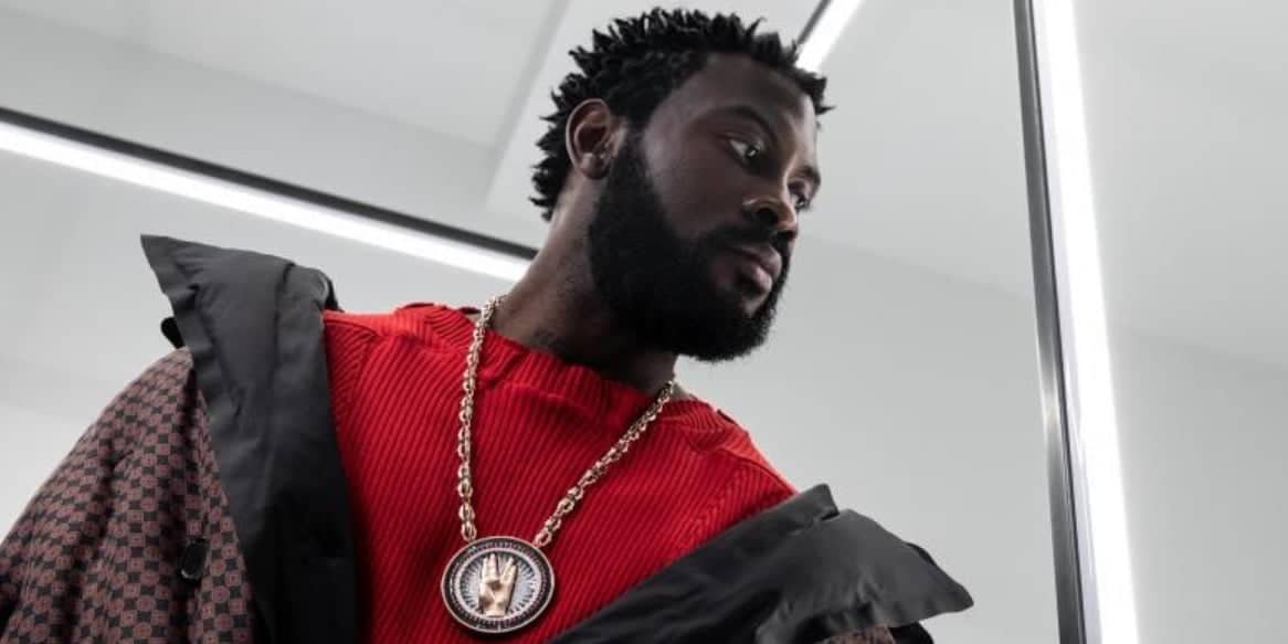 Damso : Toute sa discographie est Double Platine avec les ventes de QALF Infinity