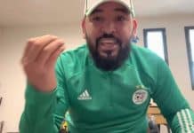 Mohamed Henni démolit sa PS5 suite à la défaite de l’Algérie