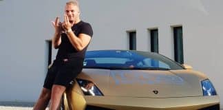 Jul démolit sa voiture en plein tournage avec SCH