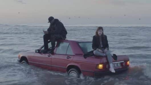 Booba révèle une explication surréaliste du clip avec Christine and the Queens