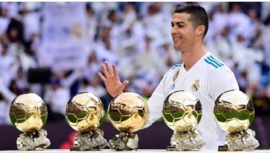 Cristiano Ronaldo se moque du 8ème Ballon d'Or de Messi