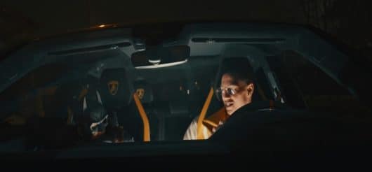 Larry en mode Batman (Clip)