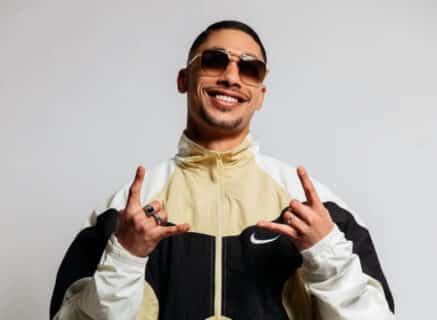 Maes N°1 avec les ventes de l'album La Vie Continue
